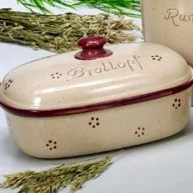 дрвен капак исто