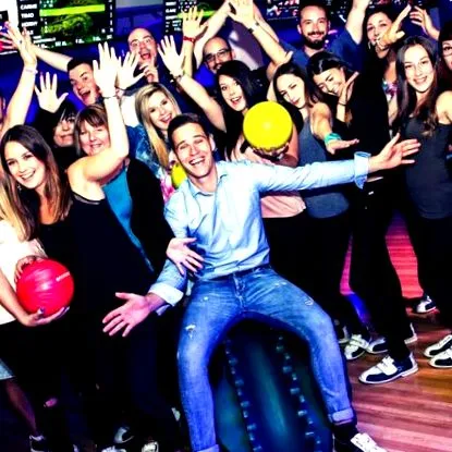 látogasson bowling