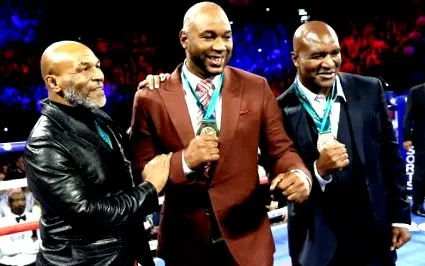 boxing holyfield
