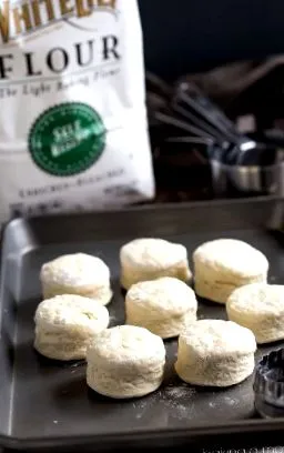 biscuiți
