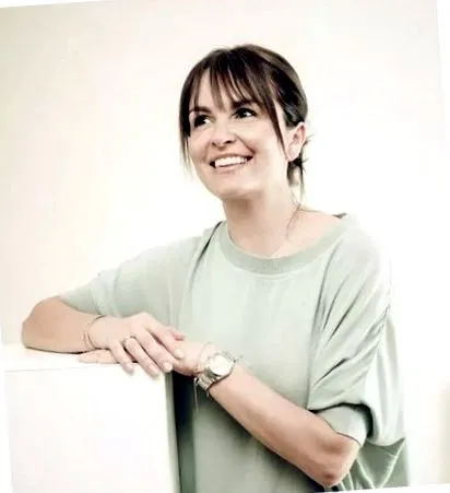 îndepărtați