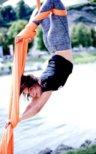 hangaround