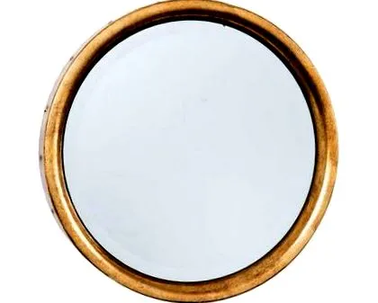 gyönyörű