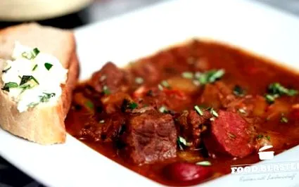 marhagulyás