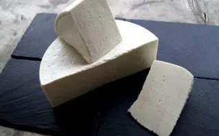 sajtkülönlegességek