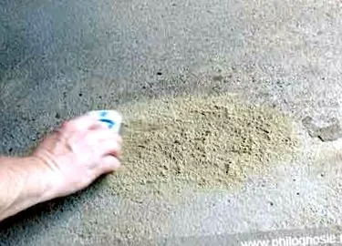 olajfoltok eltávolítása
