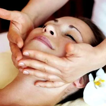 servicii cosmetice