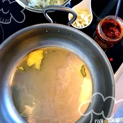 curry conținut