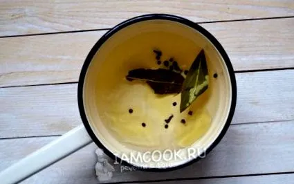 enyhén sózott makrélát