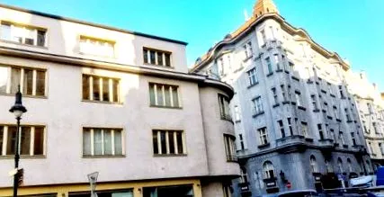 város
