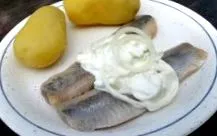 gyógynövényes mártásban