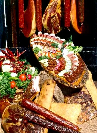 tanyacsárda