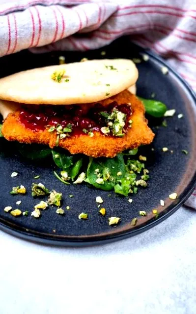 Schnitzel Buns