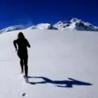 како