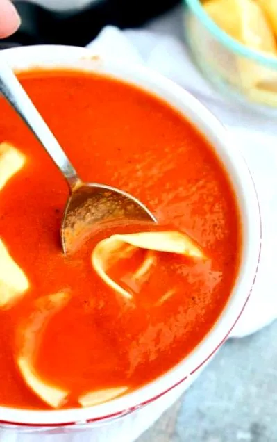 lassú tortellini