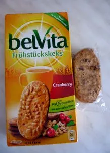 mătușă