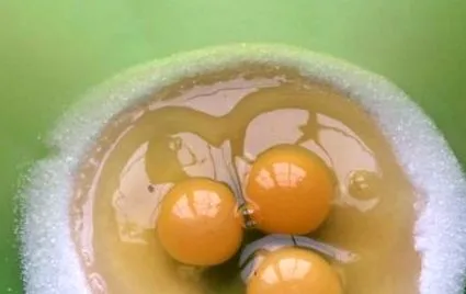 egyszerű