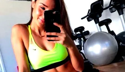 fitneszkövető