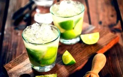 koktél Caipirinha koktél recept