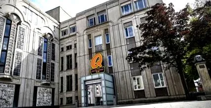club színpad
