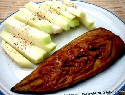 füstölt