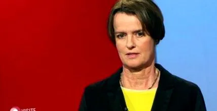elégtelenségének