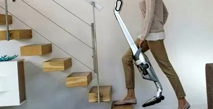 защо