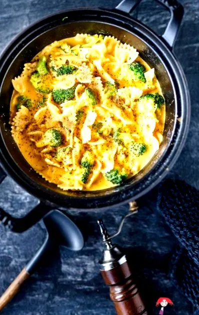 макаронами