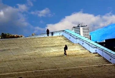 pași