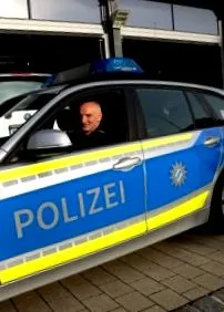 elbűvölője csábít