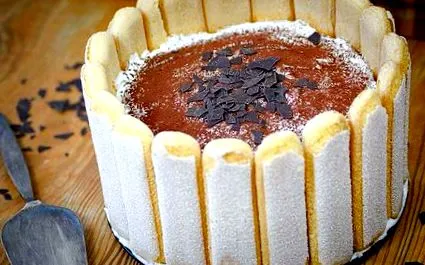 tiramisu-charlotte