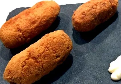 част