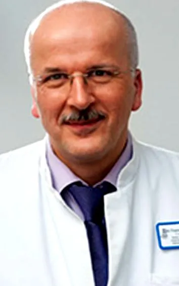 magában foglalja
