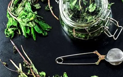 суха