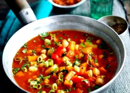 zöldségekkel csirkemellel