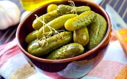 кисели краставички кисели