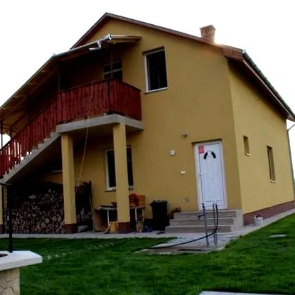 vámospércs szirom