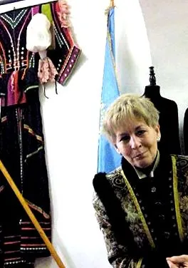 унгарката дрехи които