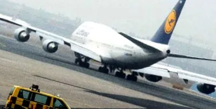 повідомляє lufthansa
