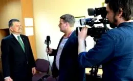 днів ласло