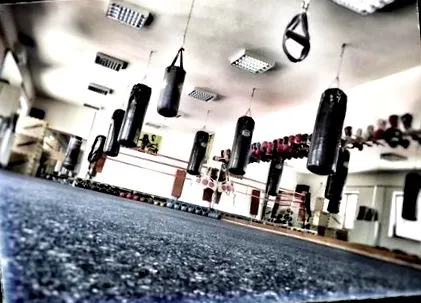 facilități self-defense