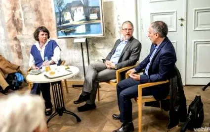 людина прагне