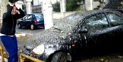 арестуван