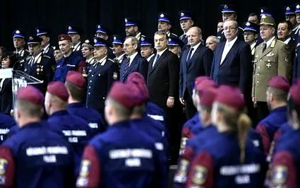 граничари като