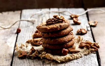biscuiți nuci