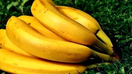 bananele înainte