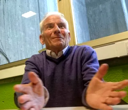 barátságos