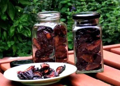 лотки сушарки сливи