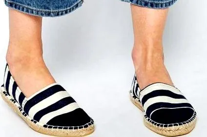 pantofi picioarele