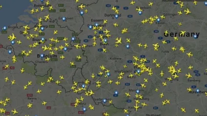 Скільки літаків зараз в небі знаходиться одночасно і літає в світі за день (зараз) Скільки літаків зараз в небі знаходиться одночасно і літає в світі за день